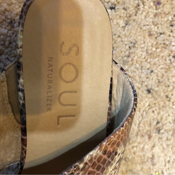 Snakeskin wedge sandals - Picture 4 of 7